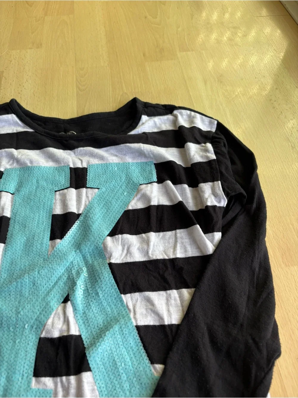 Justice girls 12/14 sequin monogram K long sleeve stripe shirt